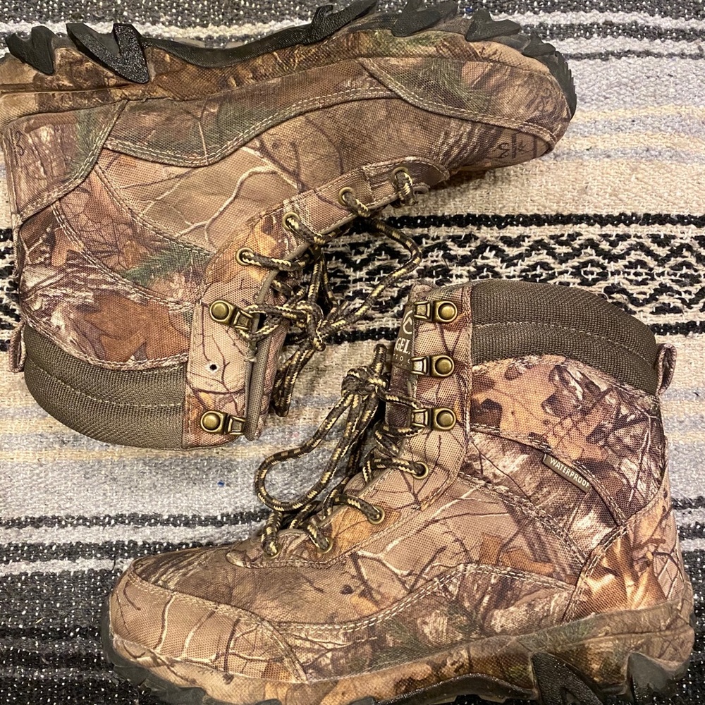 Magellan Camo Boots